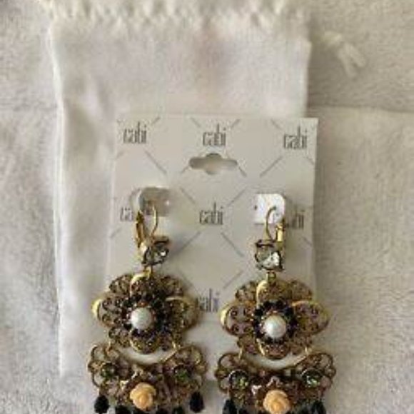 NEW in Box - CAbi Cha Cha Earrings - Picture 2 of 2